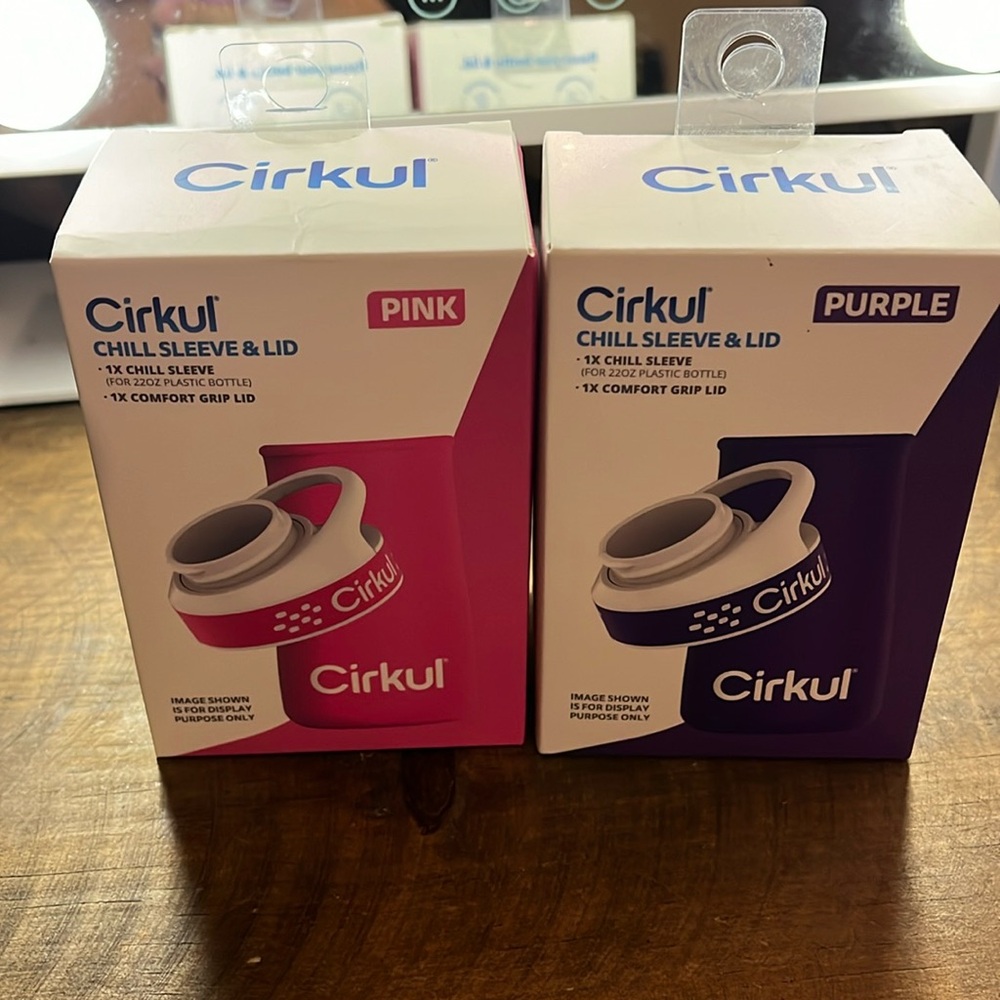 Cirkul pink/purple chill sleeve and lid